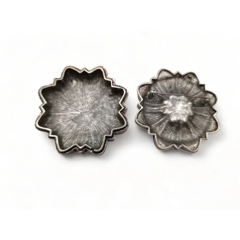 Vintage Rhinestone And Marcasite Flower Brooch Pin Convèrts Lid To Trinket Box
